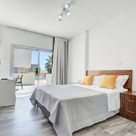 Myhome Delux, Ayia Napa 3 Bedroom With Pool Exteriör bild