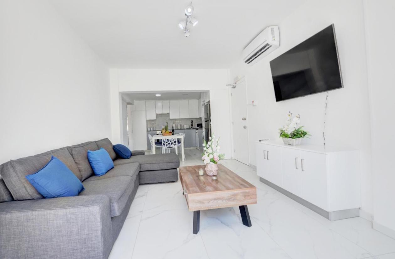 Myhome Delux, Ayia Napa 3 Bedroom With Pool Exteriör bild